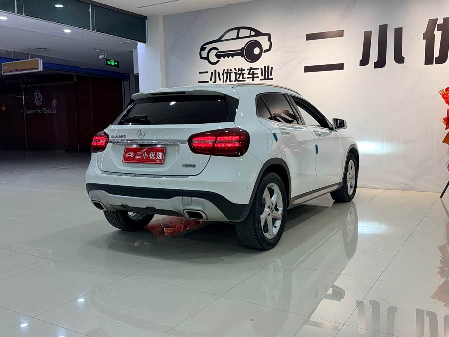 Mercedes-Benz GLA 2019