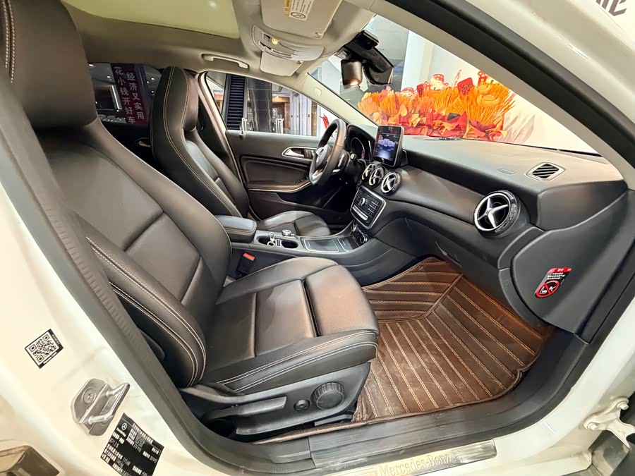Mercedes-Benz GLA 2019 — фото 16