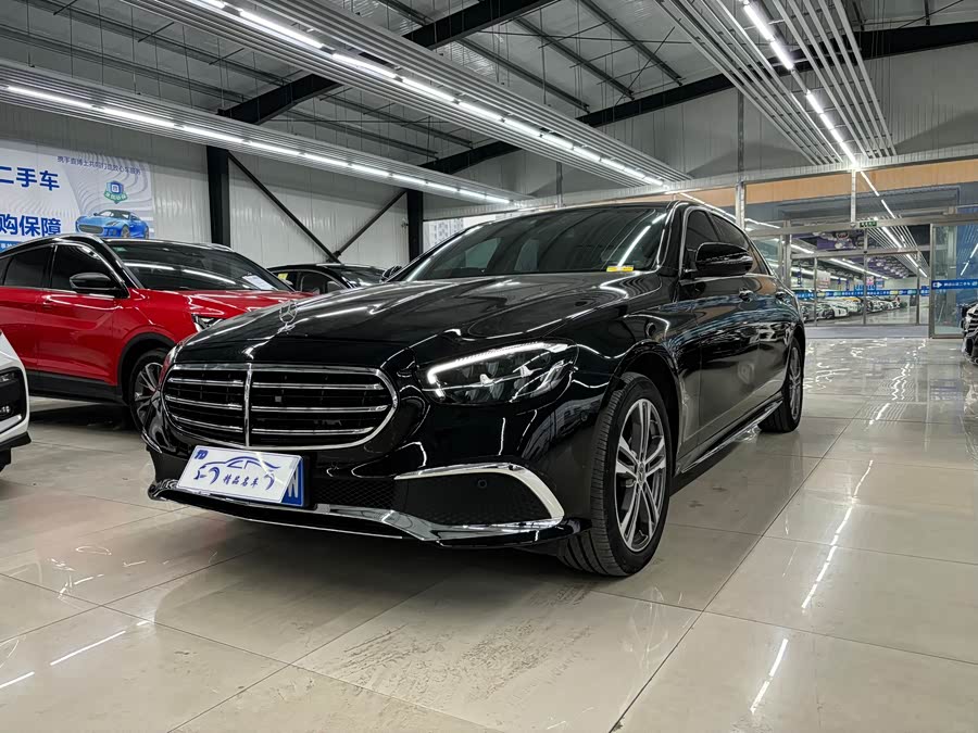 Mercedes-Benz E-Class 2022