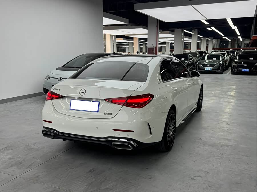 Mercedes-Benz C-Class 2023 — фото 17