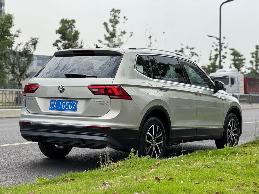 Volkswagen Tiguan L 2017 — фото 15