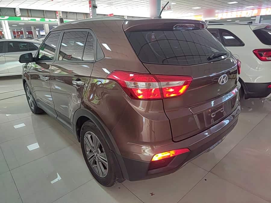 Hyundai ix25 2015