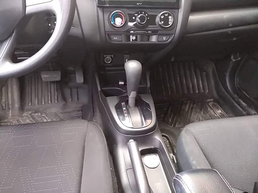 Honda Fit 2018 — фото 14