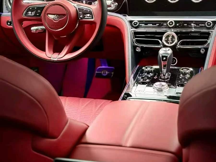 Bentley Flying Spur Plug-In Hybrid 2022