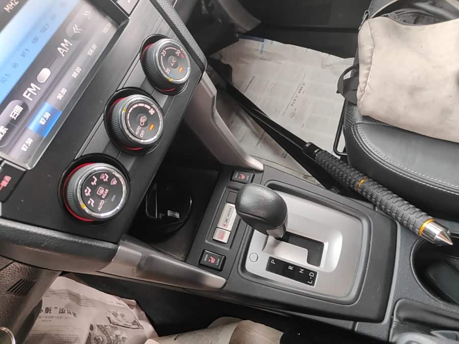 Subaru Forester 2014 — фото 14