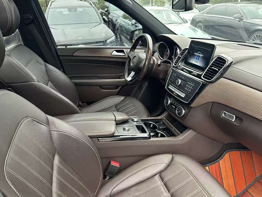 Mercedes-Benz GLE 2019 — фото 14