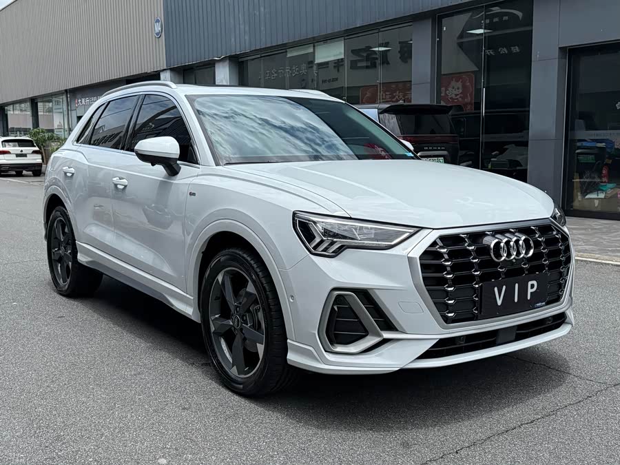 Audi Q3 2022