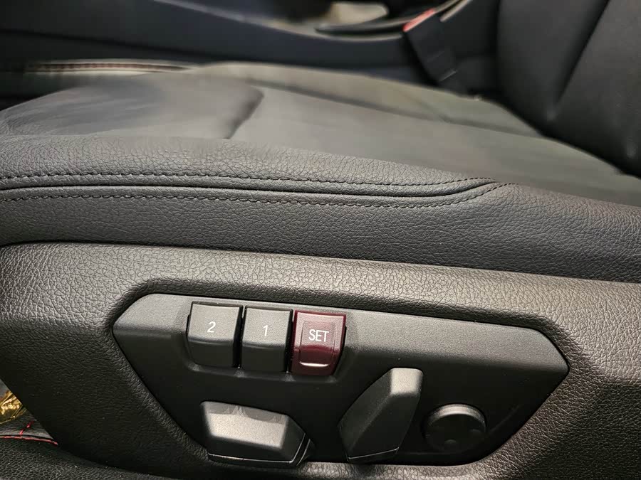 BMW 3 Series 2015 — фото 13
