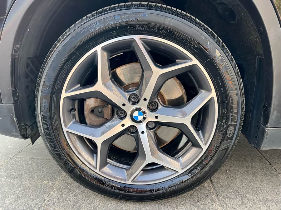 BMW X1 2018 — фото 30