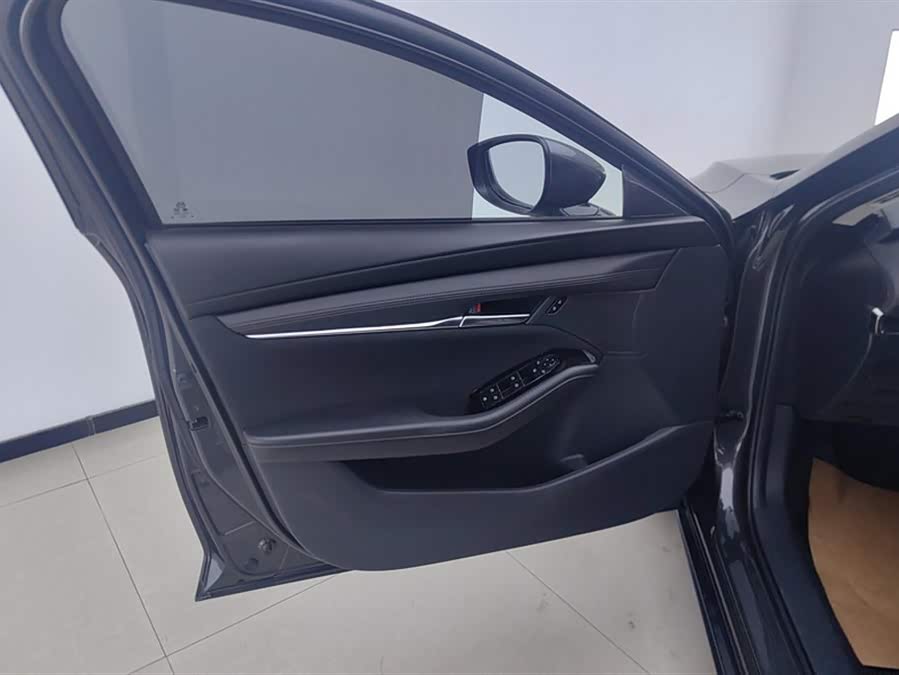 Mazda 3 Angkesela 2021