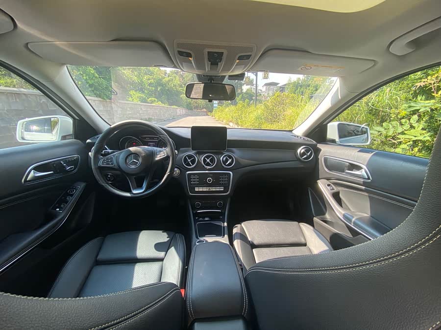 Mercedes-Benz GLA 2018 — фото 10