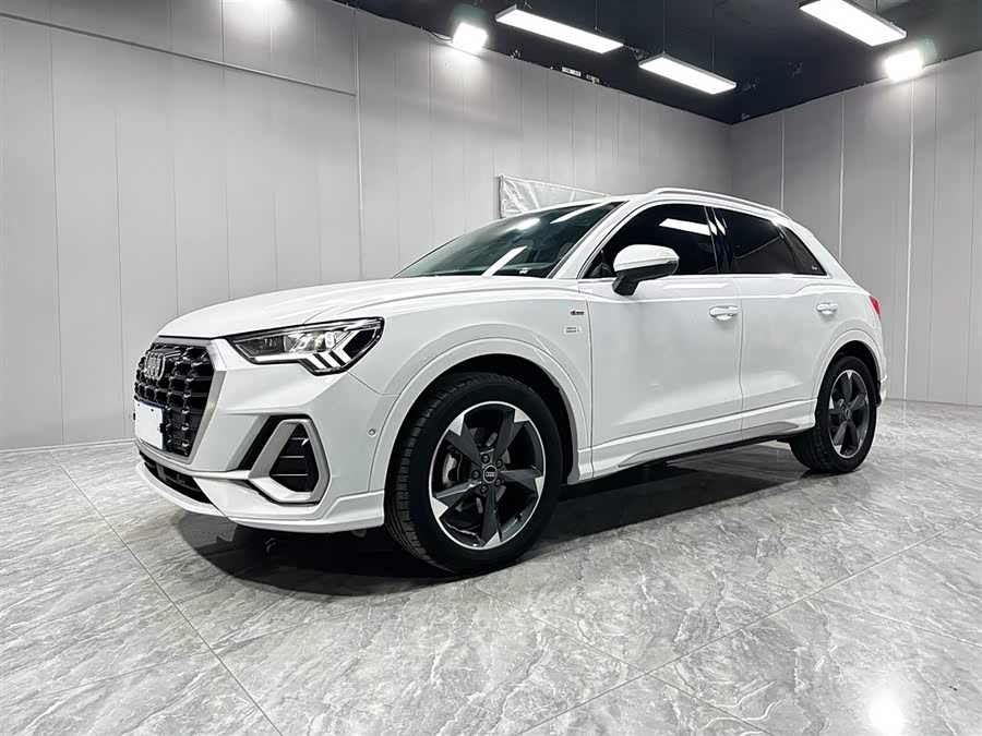 Audi Q3 2022