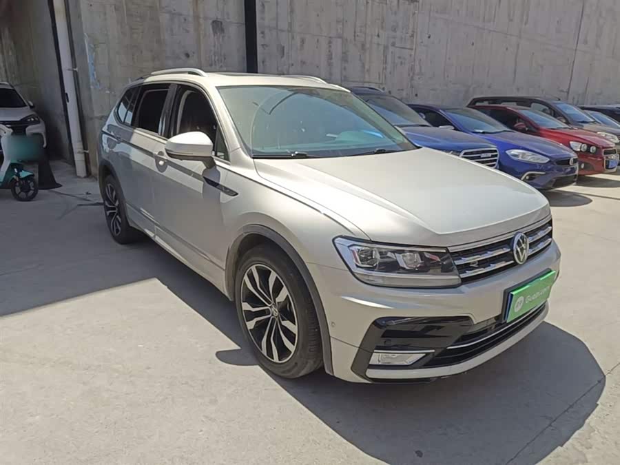 Volkswagen Tiguan L 2021
