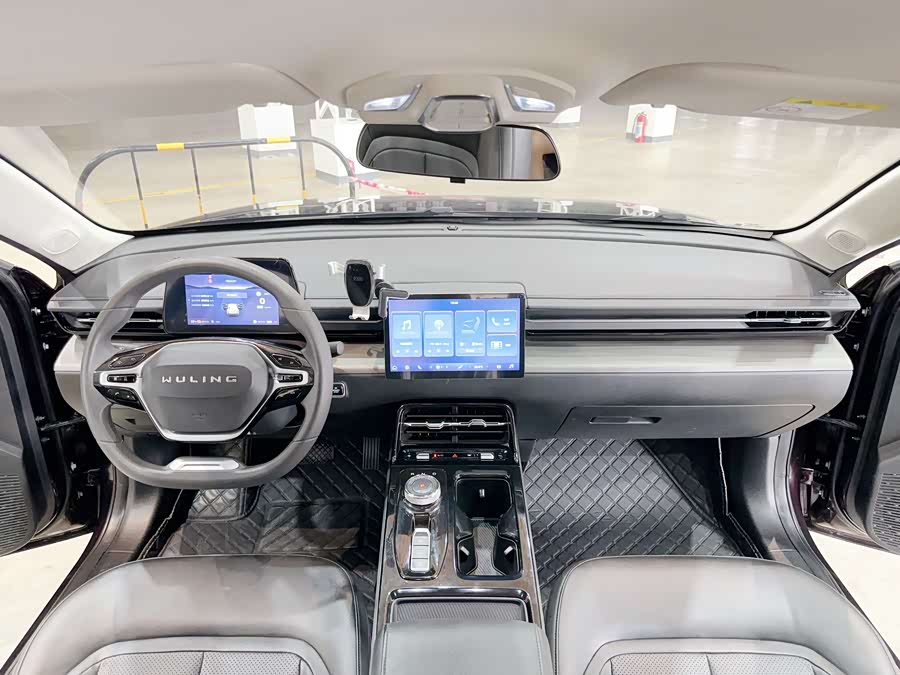 Wuling Starlight 2023
