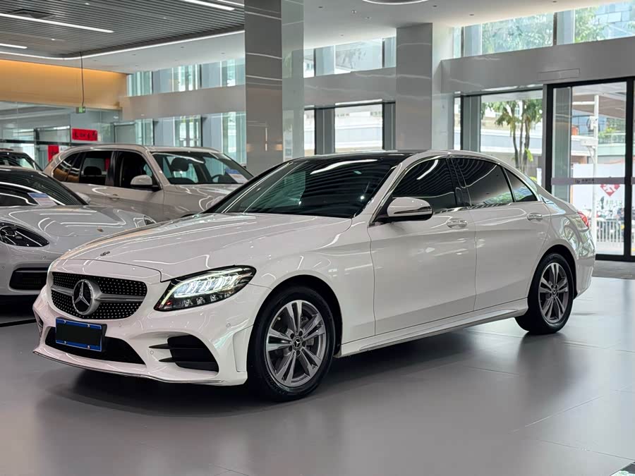 Mercedes-Benz C-Class 2021