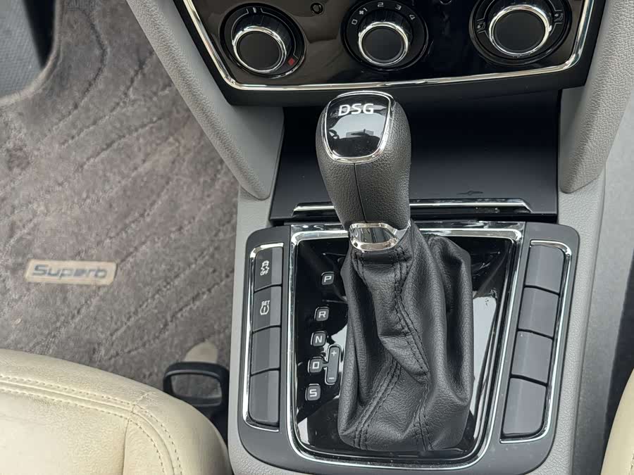 Skoda Speedy 2013 — фото 24