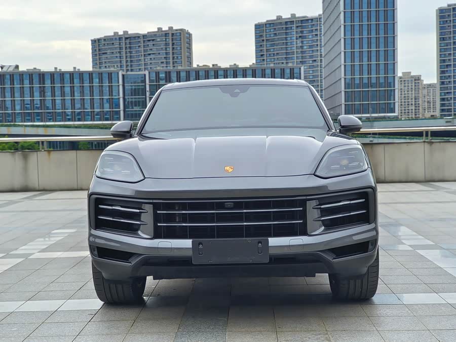 Porsche Cayenne 2024