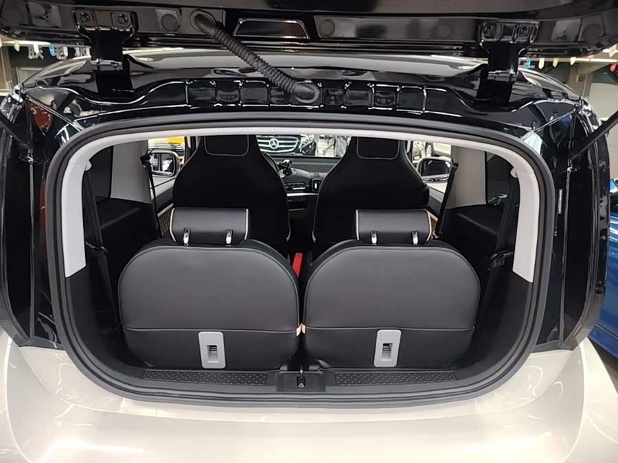 Baojun Kiwi EV 2022 — фото 19