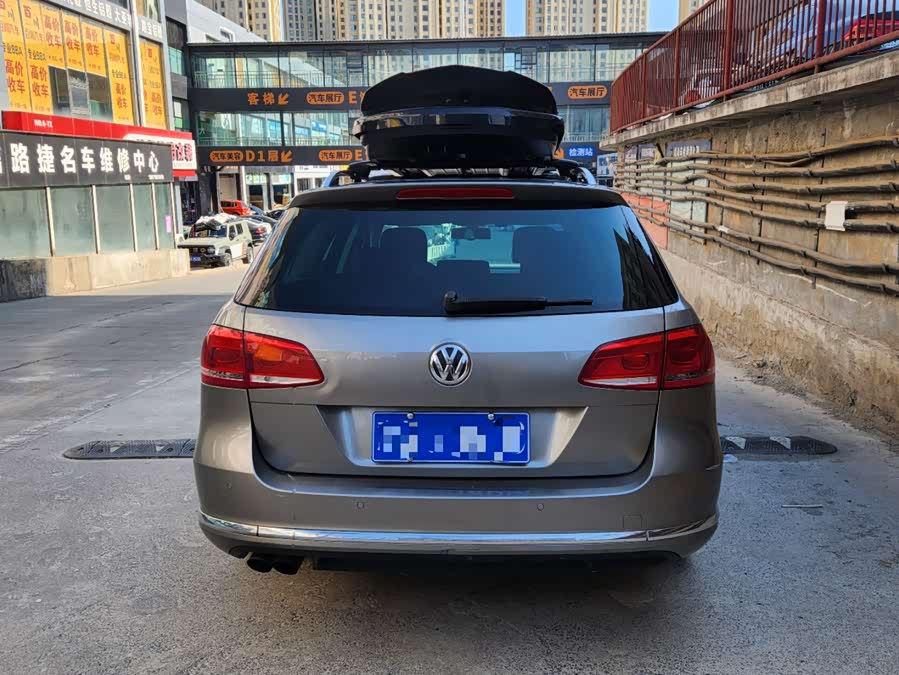Volkswagen Magotan 2012
