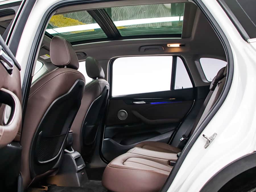 BMW X1 2022 — фото 16