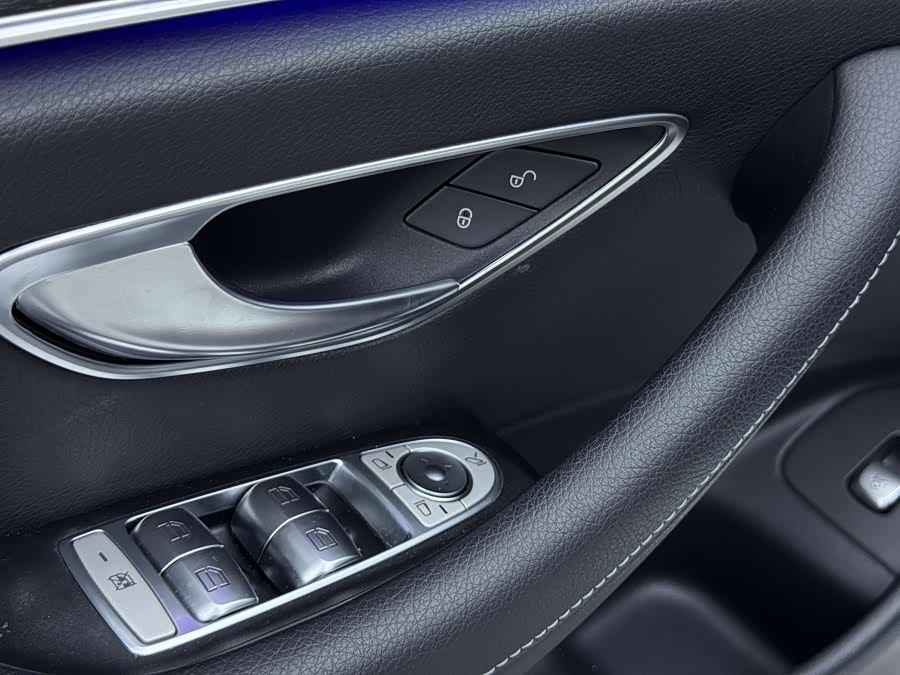 Mercedes-Benz E-Class 2023 — фото 13