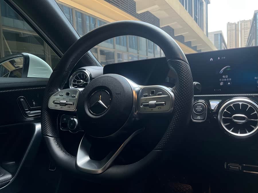 Mercedes-Benz A-Class 2021 — фото 16