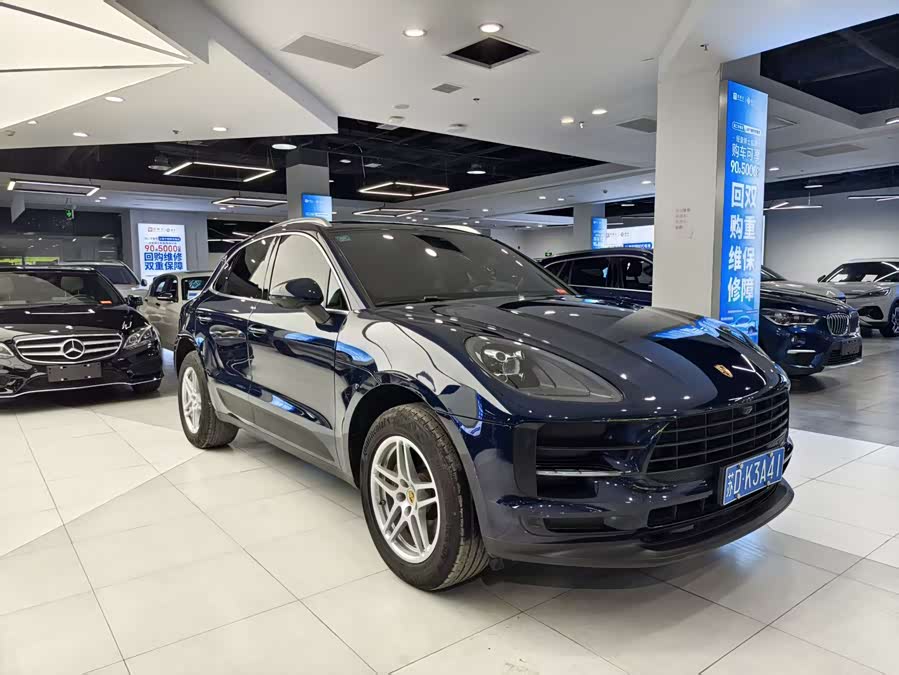 Porsche Macan 2021