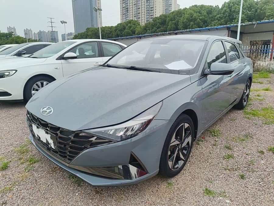 Hyundai Elantra 2021