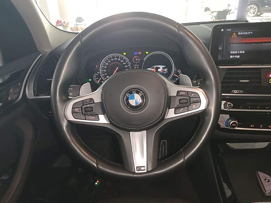 BMW X3 2019 — фото 11
