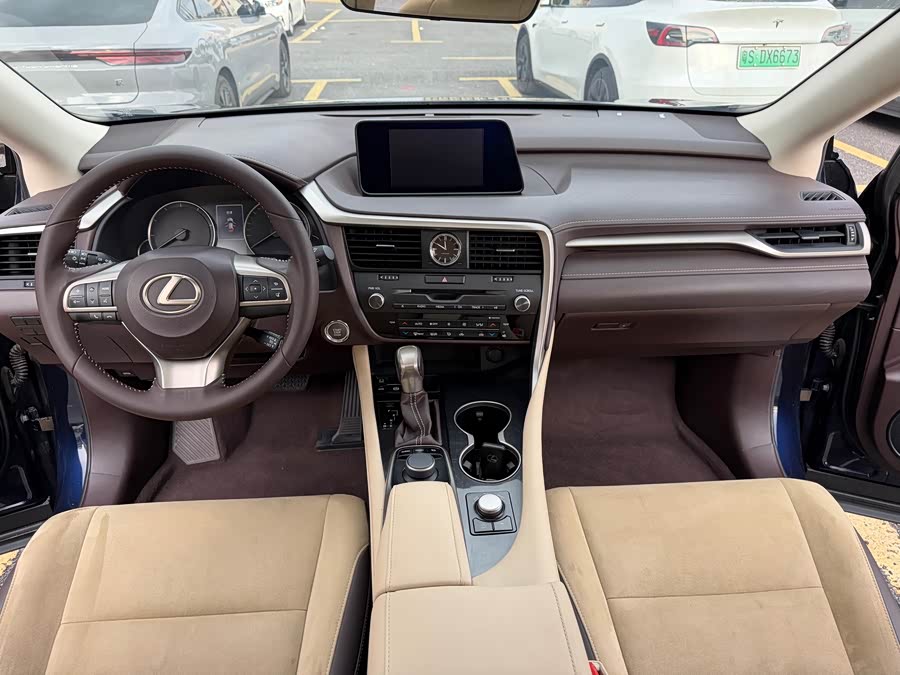 Lexus RX 2016 — фото 11