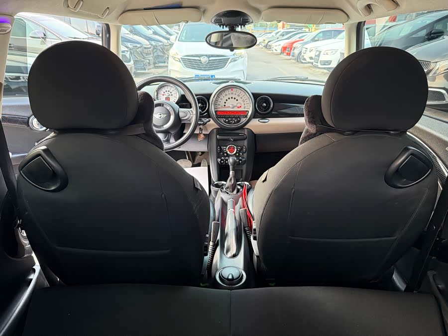 MINI MINI 2012