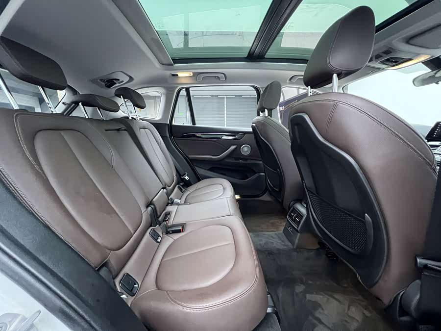 BMW X1 2021 — фото 18