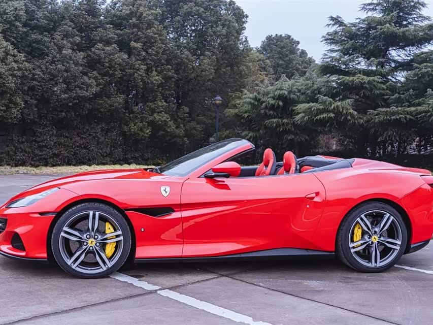 Ferrari Portofino 2021