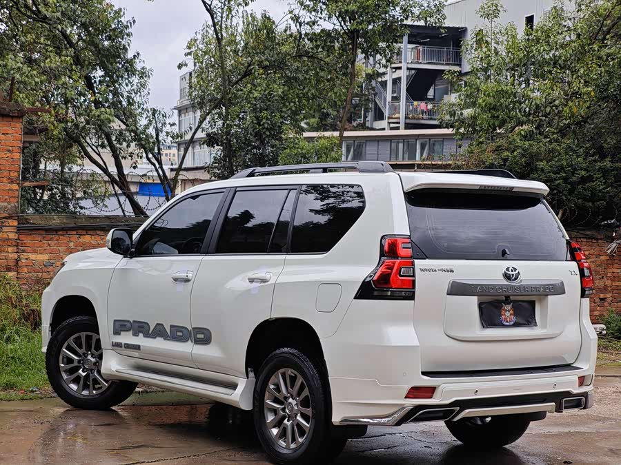 Toyota Prado 2018