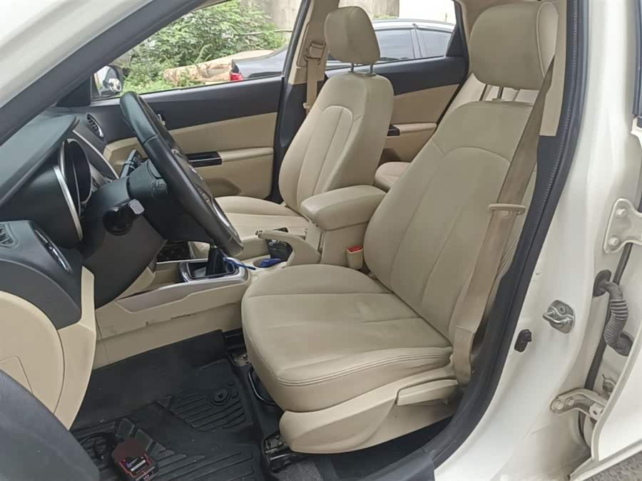 Changan Escape 2015 — фото 15