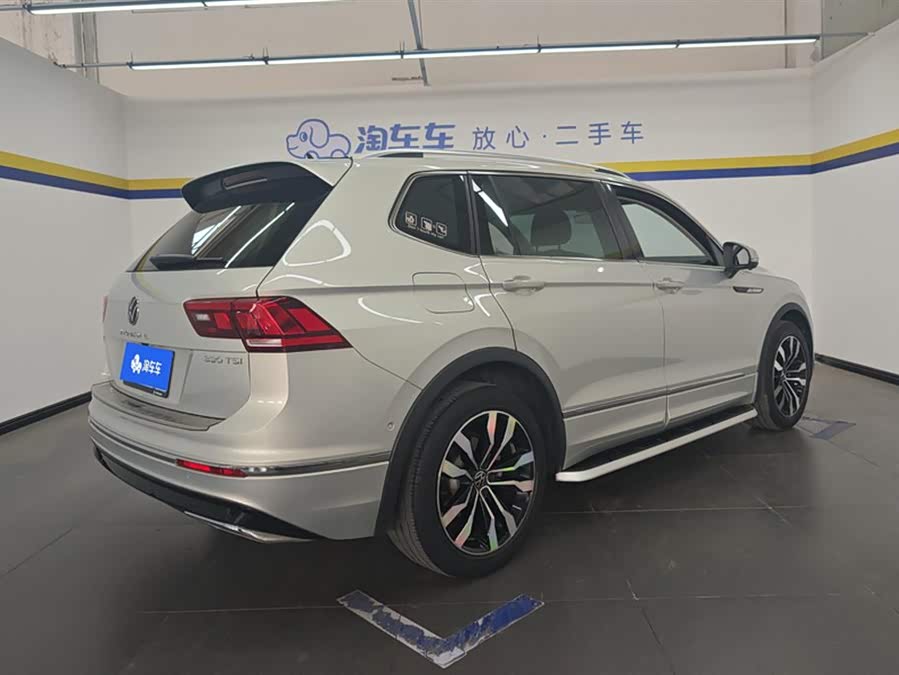 Volkswagen Tiguan L 2021