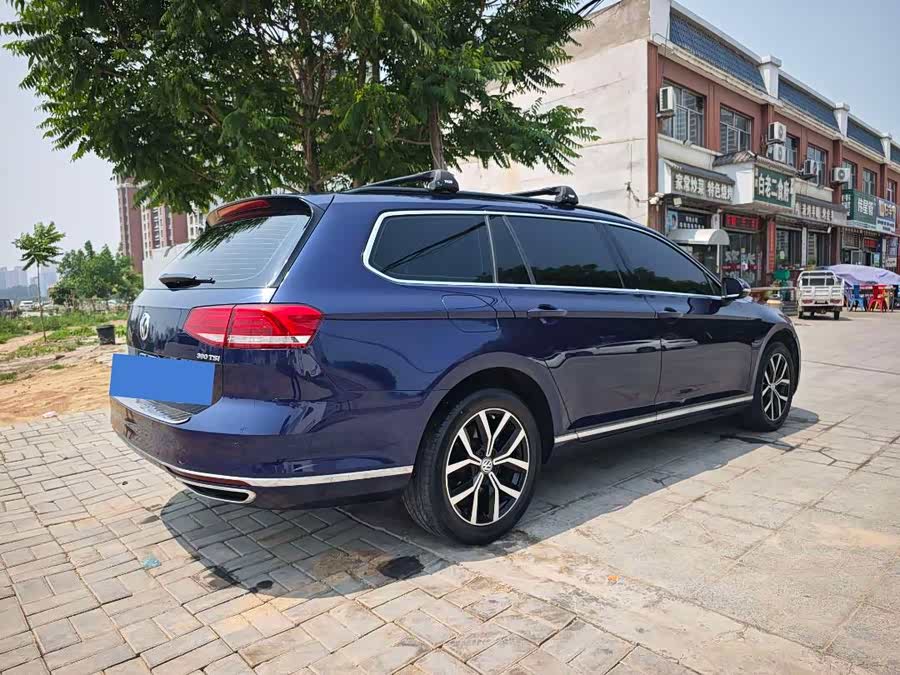 Volkswagen Viloran 2018