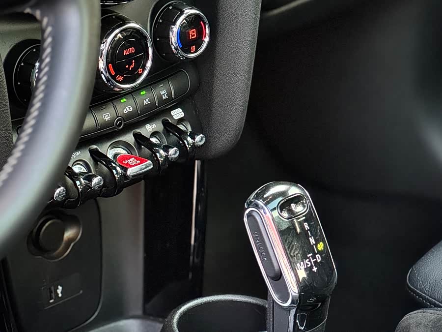 MINI MINI 2022