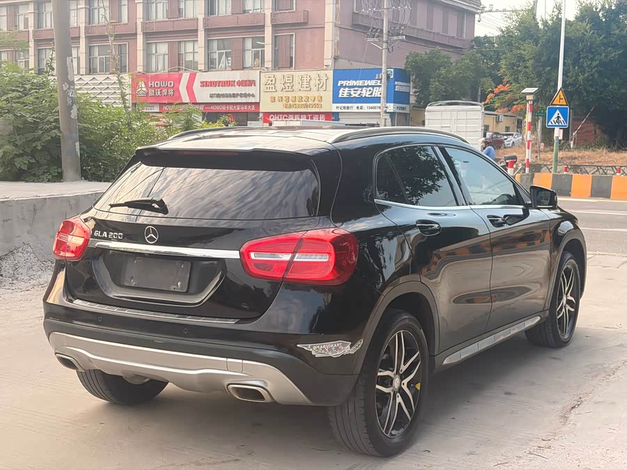 Mercedes-Benz GLA 2016