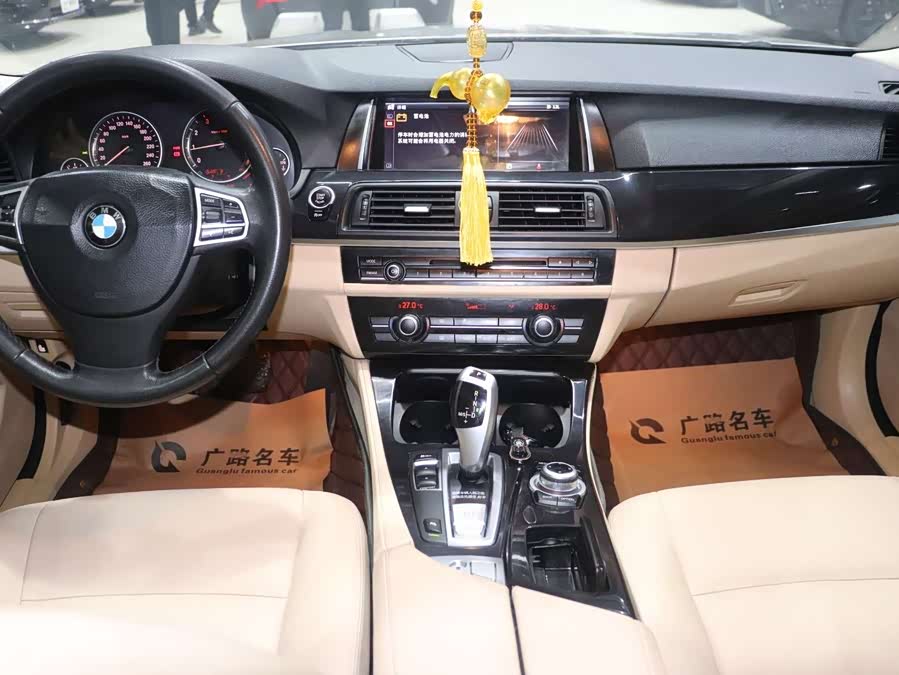 BMW 5 Series 2014 — фото 11