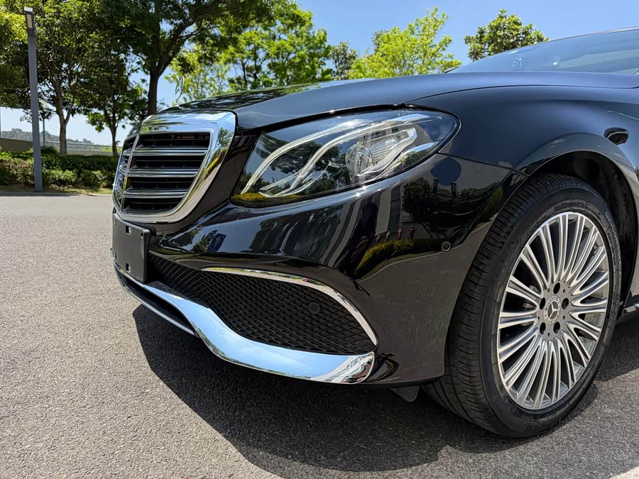Mercedes-Benz E-Class 2020 — фото 13