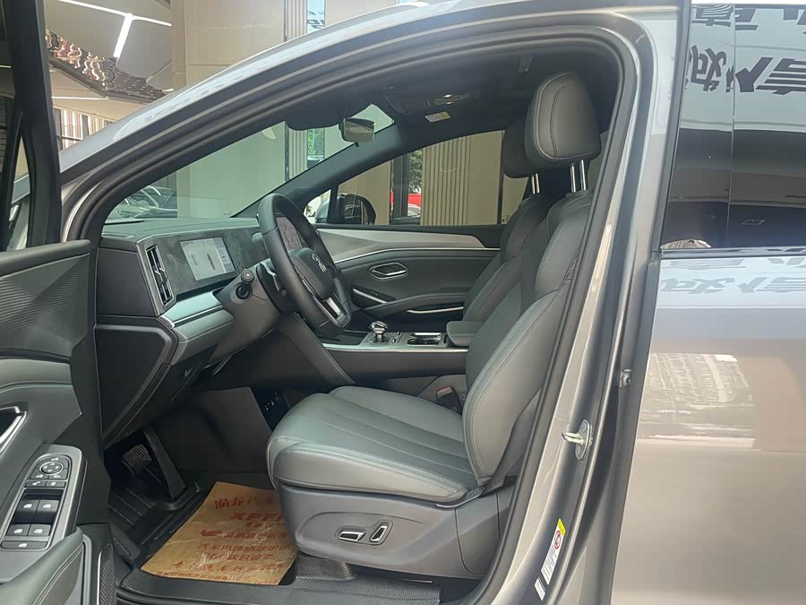BYD Song L DM-i 2025 — фото 9