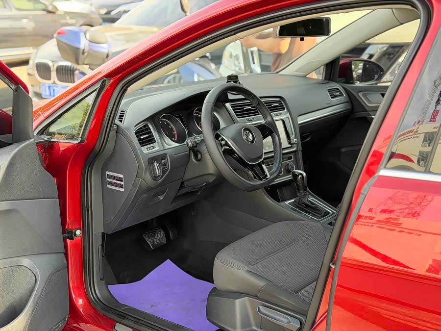 Volkswagen Golf 2015