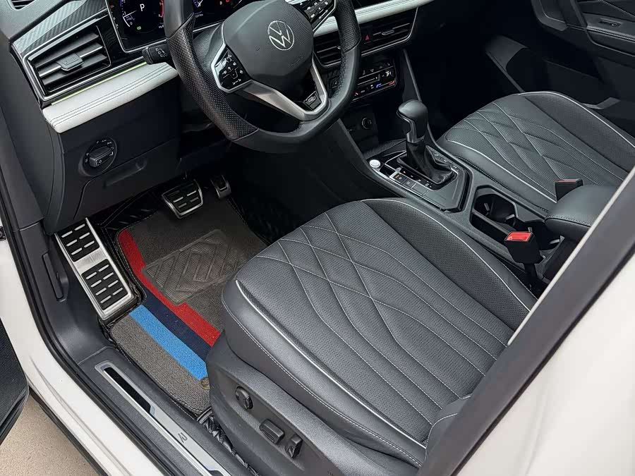 Volkswagen Tiguan L 2022