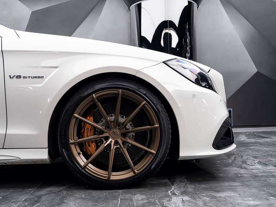 Mercedes-Benz CLS AMG 2015 — фото 9