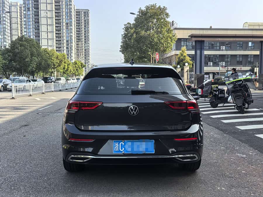 Volkswagen Golf 2023