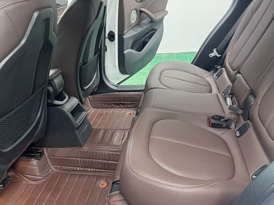 BMW X1 2022 — фото 12
