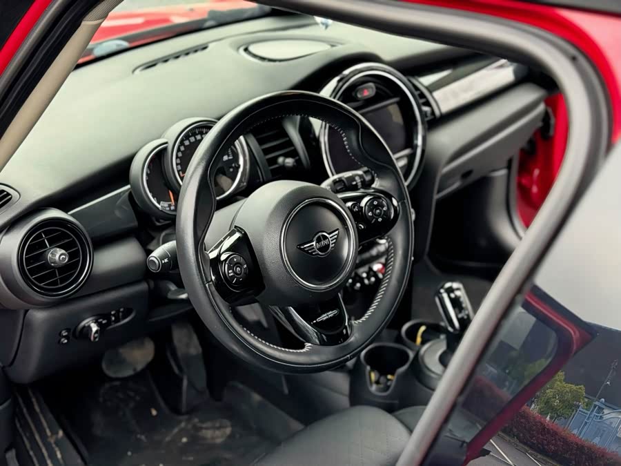 MINI MINI 2021
