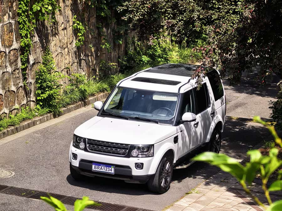 Land Rover Discovery 2016