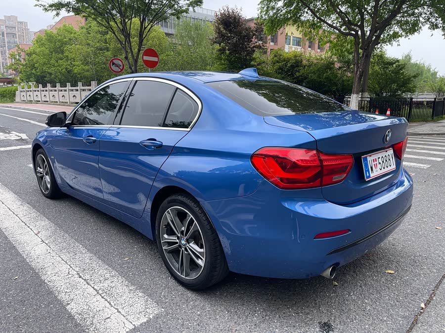 BMW 1 Series 2017 — фото 12